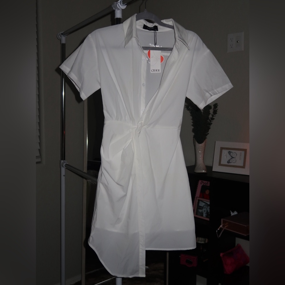 White Collard Cider Dress